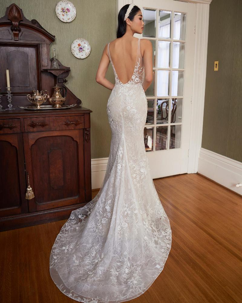 La23240 fitted sexy wedding dress with lace straps and sheath silhouette4